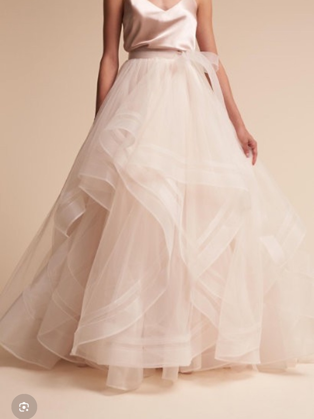 Stop by waters Effie skirt blush lining